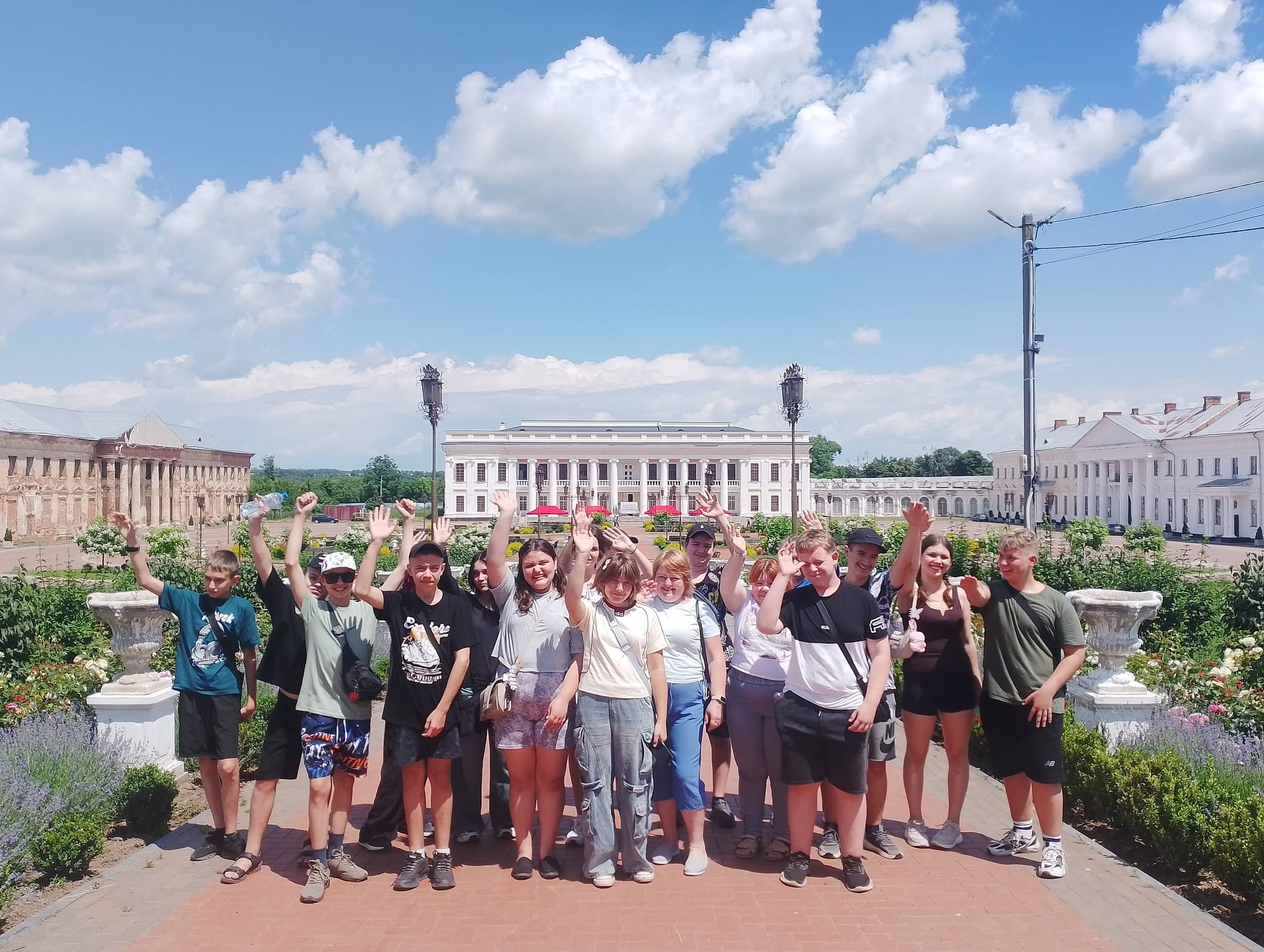 Пліч-о-пліч: згуртовані громади