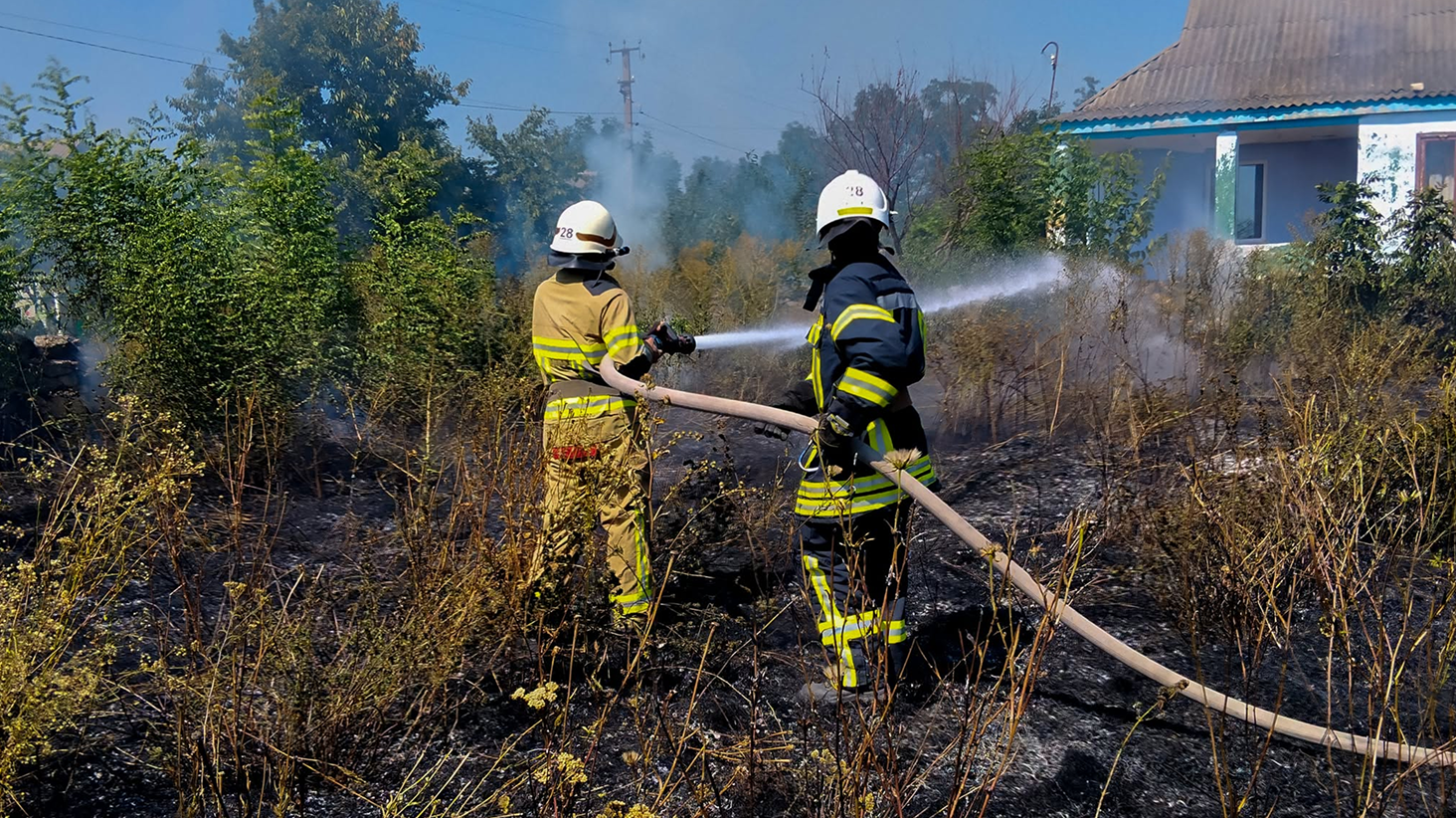 У Городківці вогонь перекинувся на споруду